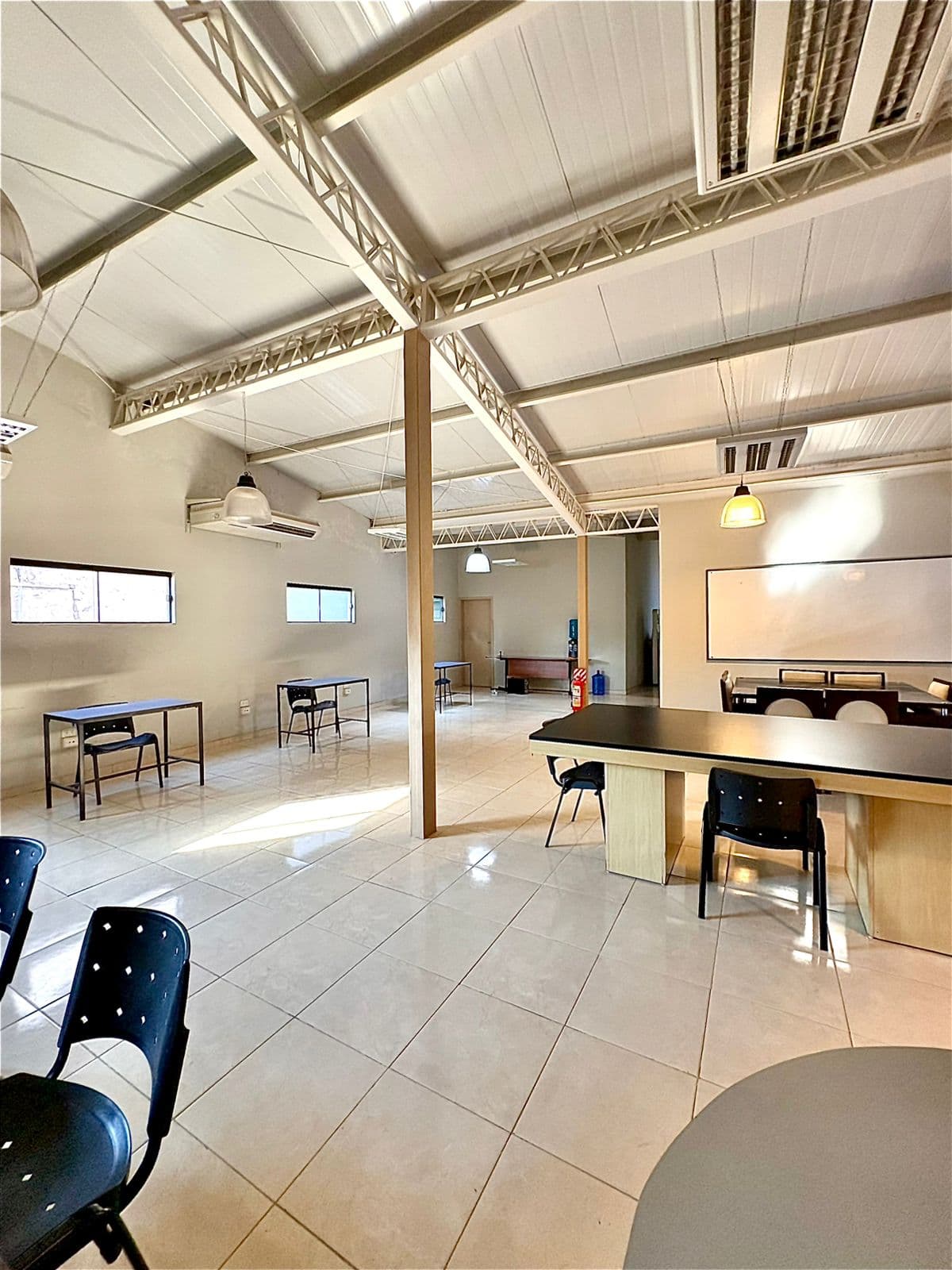 Amplia oficina corporativa en venta, foto 3