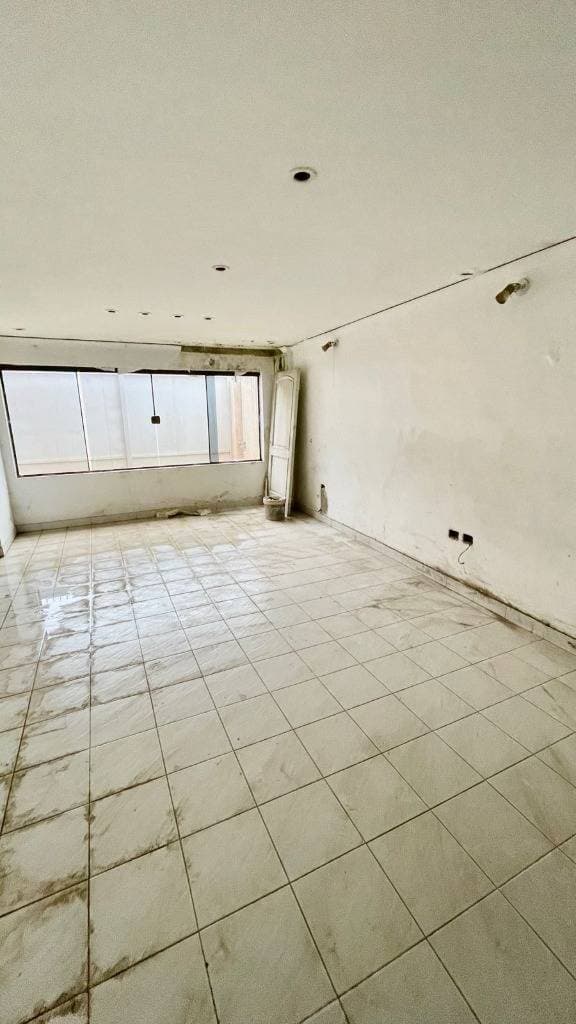Terreno con construccion en Venta en Barrio Ycua Sati, foto 3