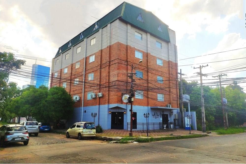 Alquiler de oficina corporativa en ycua sati