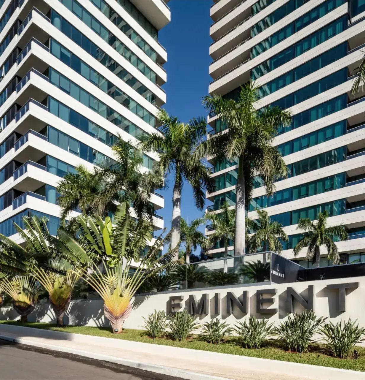 Alquiler Full Amoblado - Edificio Eminent Tower II