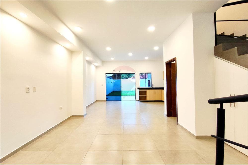 Duplex a estrenar • Luque, foto 2