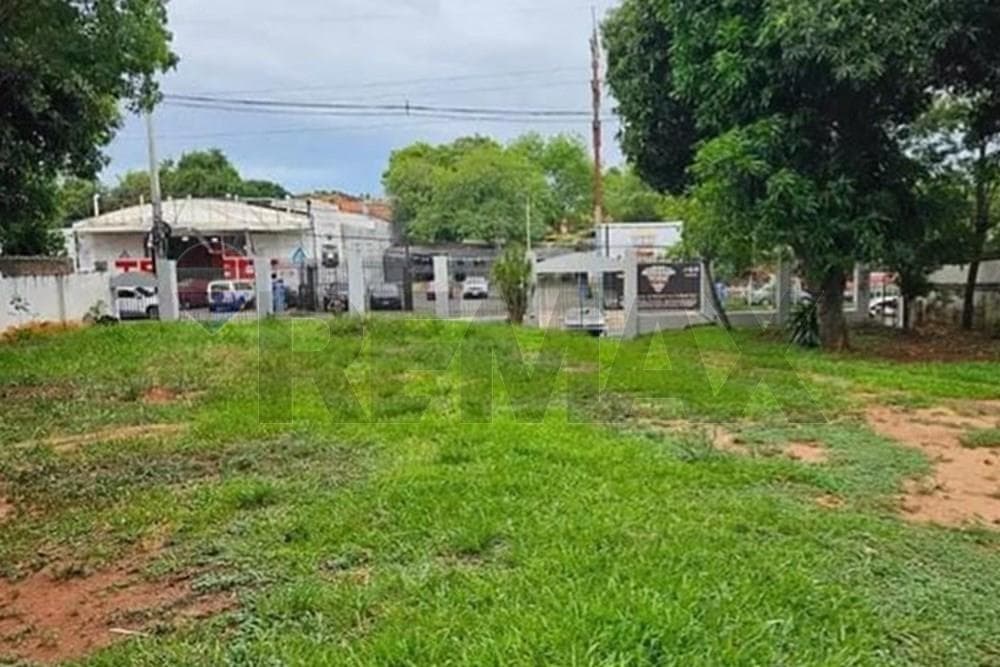De vivienda y espacio comercial — foto 3