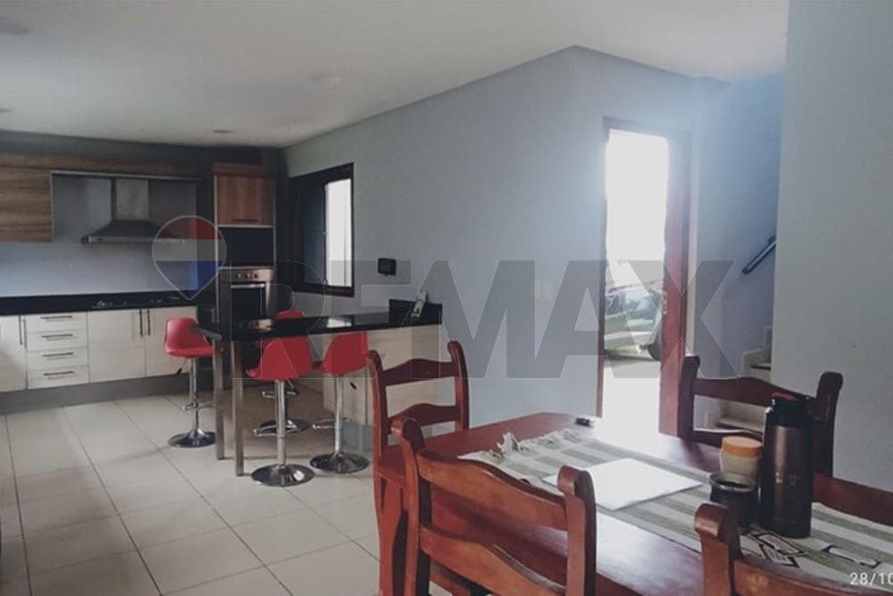 Casa - Alquiler - Lambaré, Paraguay, foto 5