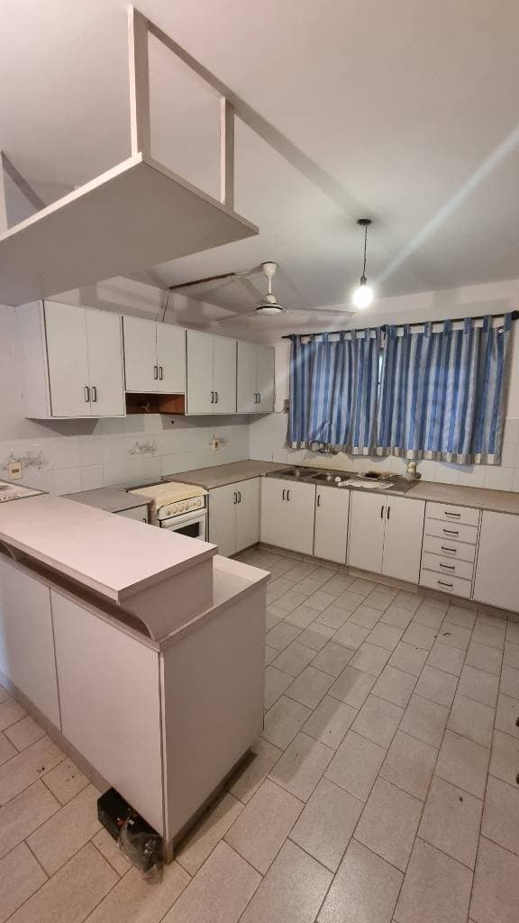 Casa en esquina - Mariano Roque Alonso, foto 5