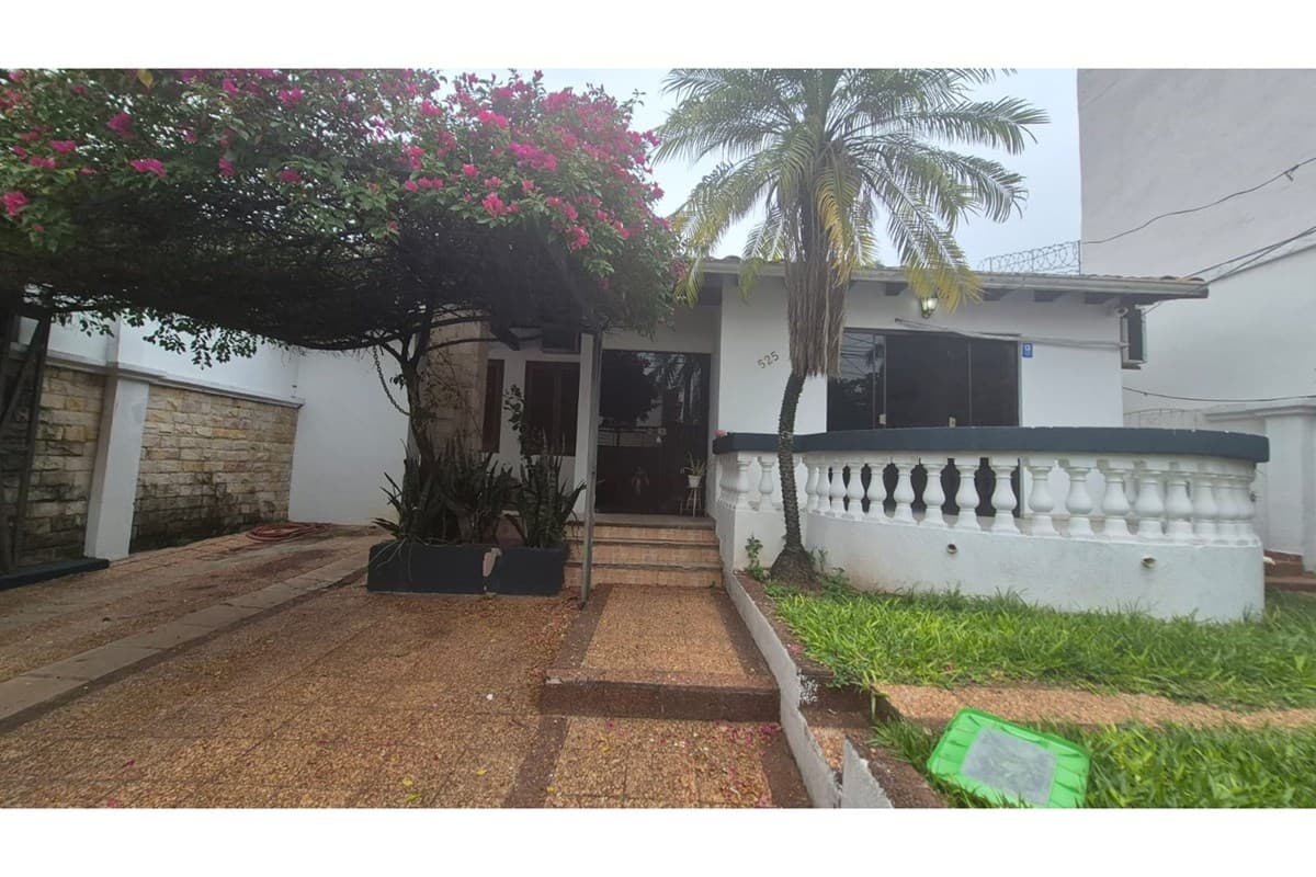 Casa-Alquiler-Juana de Lara, Kennedy, Lambaré, Central