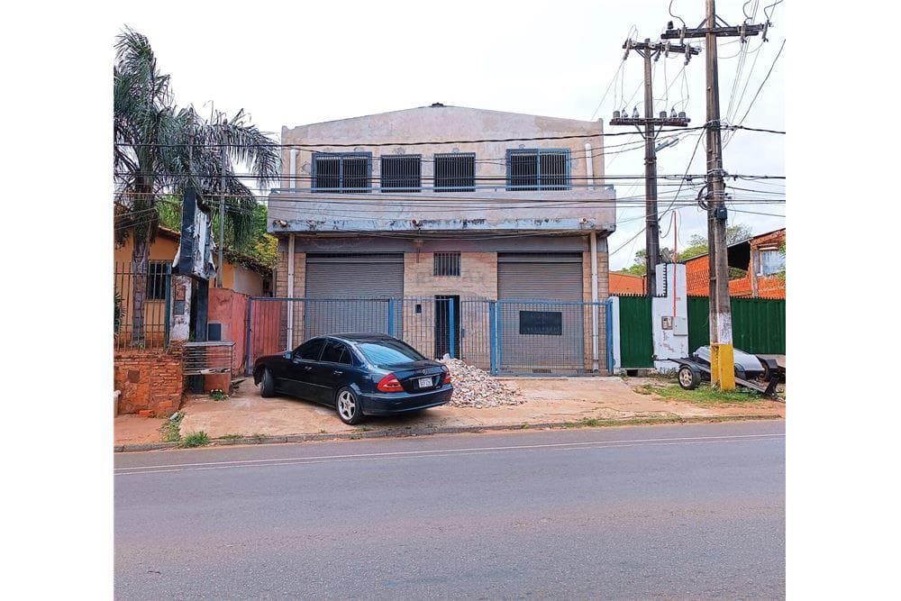 D.g. Alquilo amplio depósito en San Lorenzo