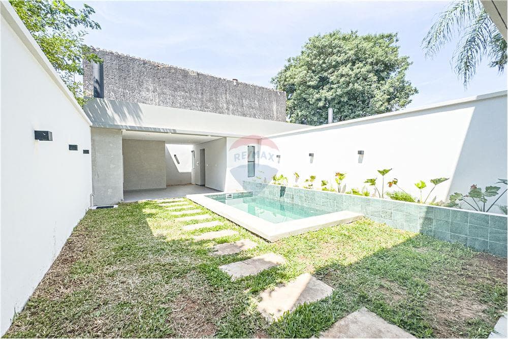 Duplex en venta 3 dormitorios zona Conmebol Luque, foto 4