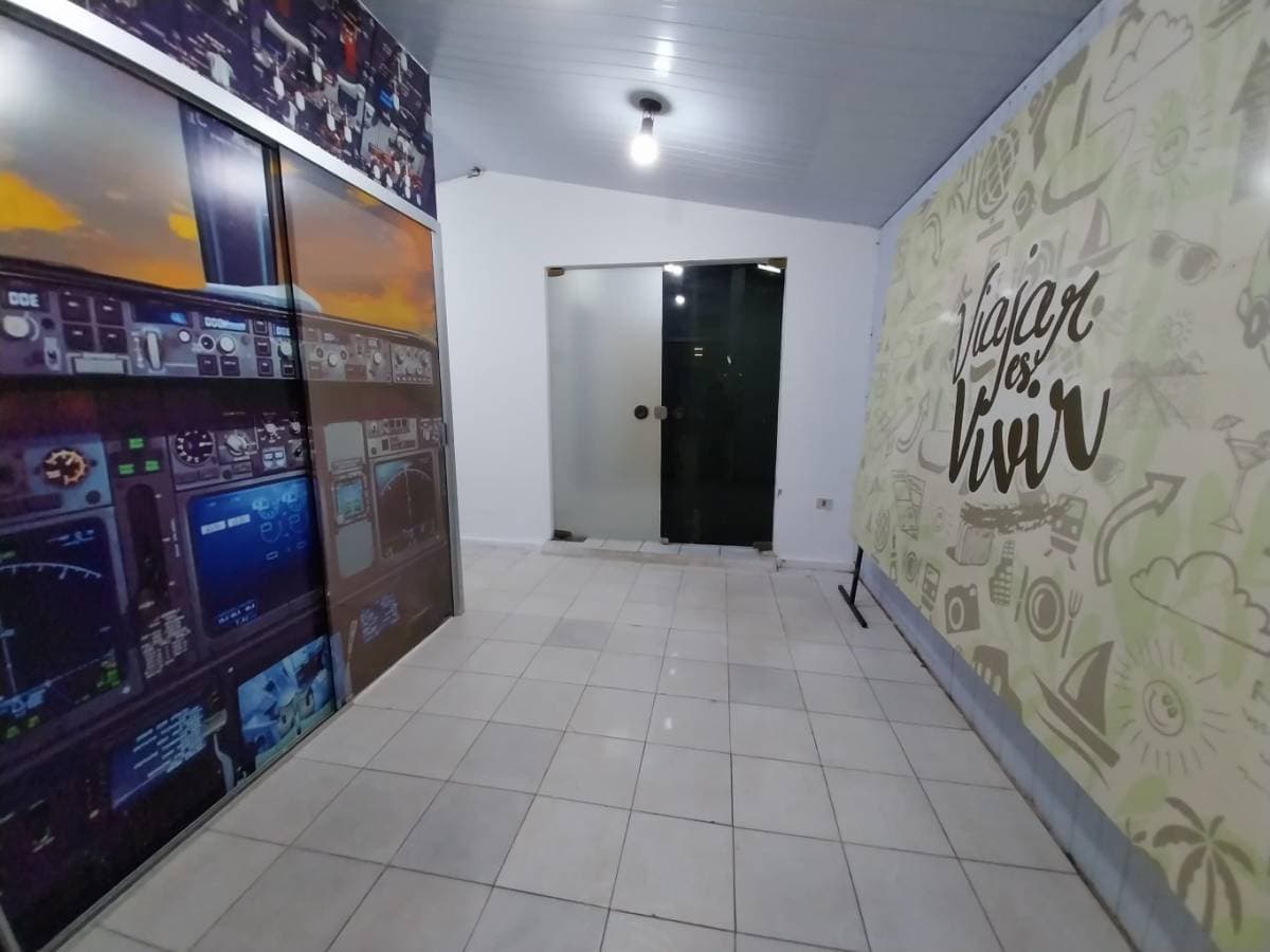 Local ideal para oficina o showroom Zona Paseo Adensam. - Id: 32198 — foto 5