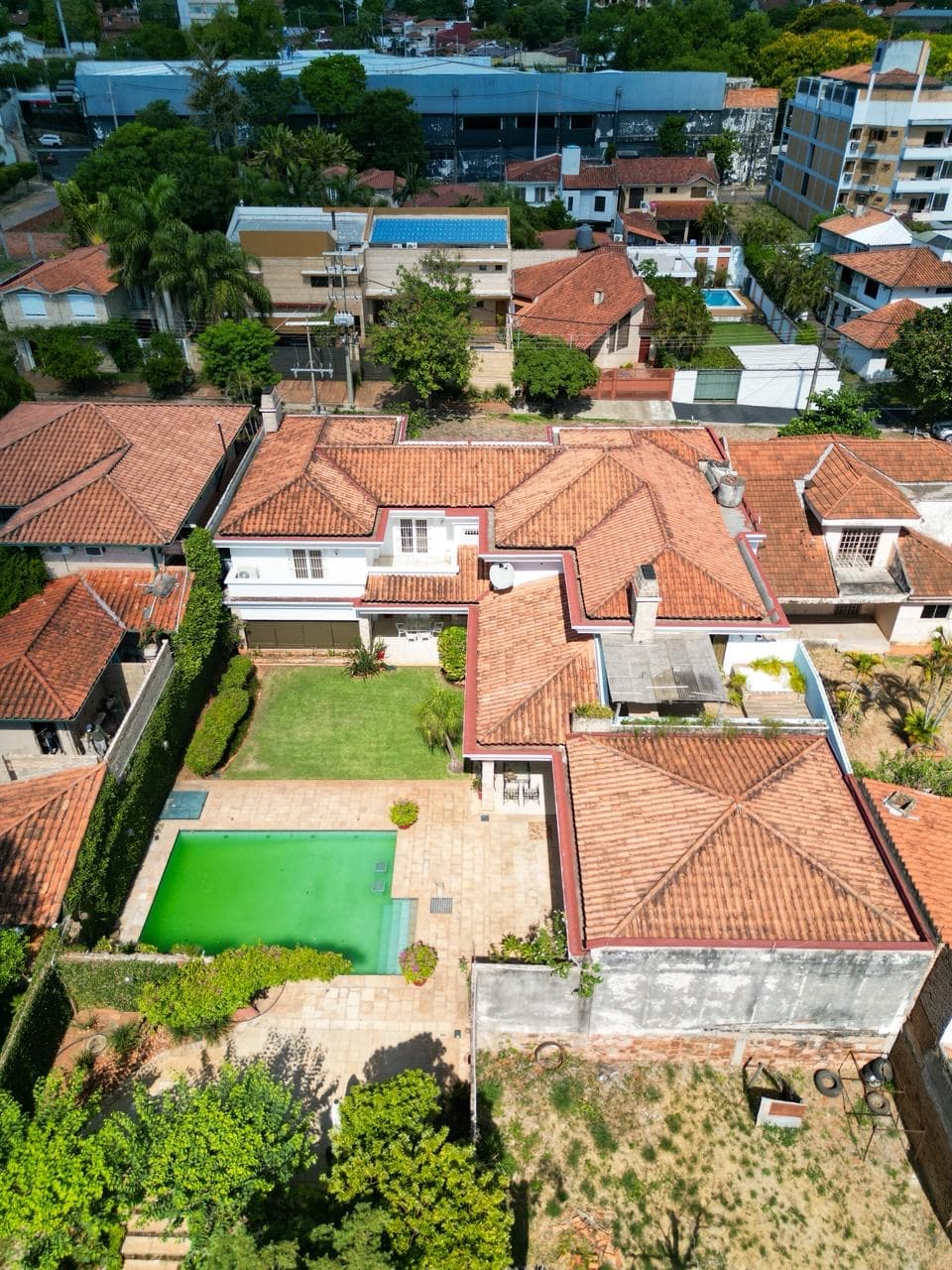 Alquilo cas amoblada en san vicente asuncion