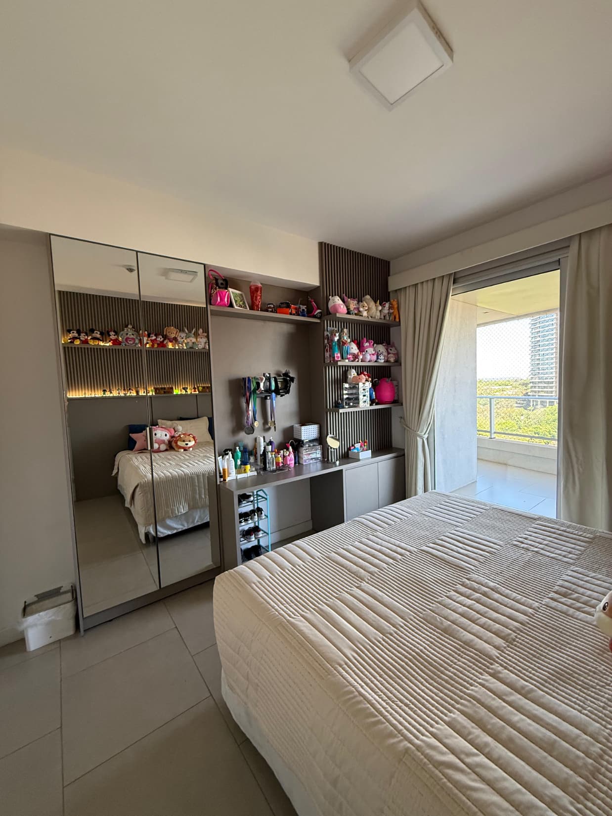 Mburucuya en venta, espectacular departamento amoblado de 4 dormitorios, foto 4