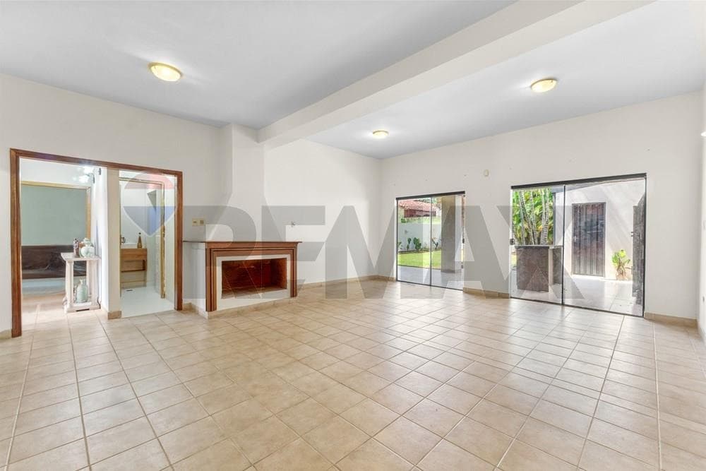 Casa residencial en venta – 4º barrio, Luque, foto 2