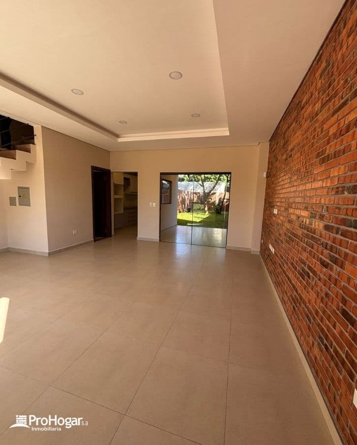 Duplex de 3 Dormitorios - Zona Jardin de Oro Luque — foto 2