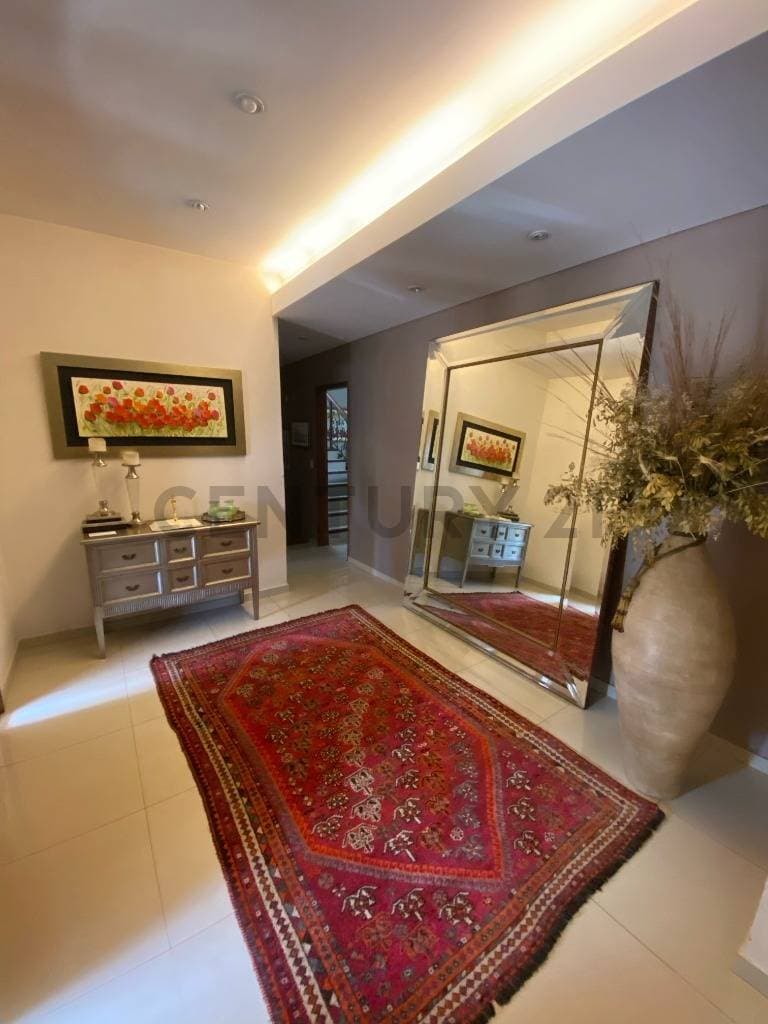 Residencia en el barrio mburucuya, foto 3
