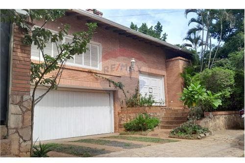Alquilo casa zona colegio japones paraguayo