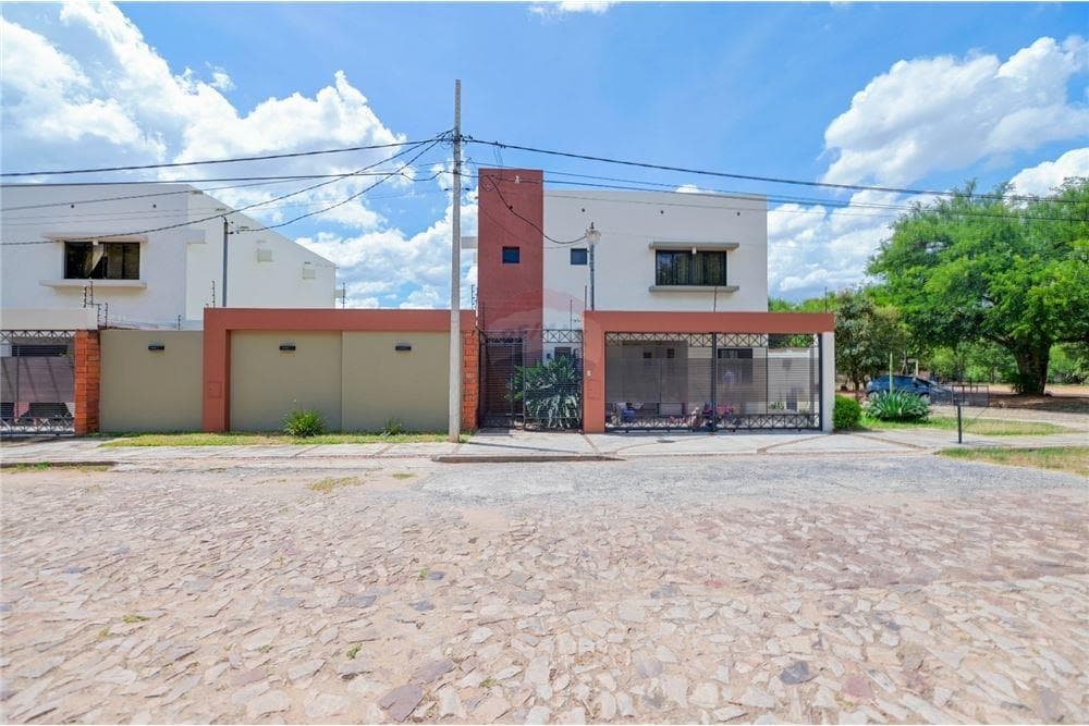 Vendo casa en loma pyta las golondrinas