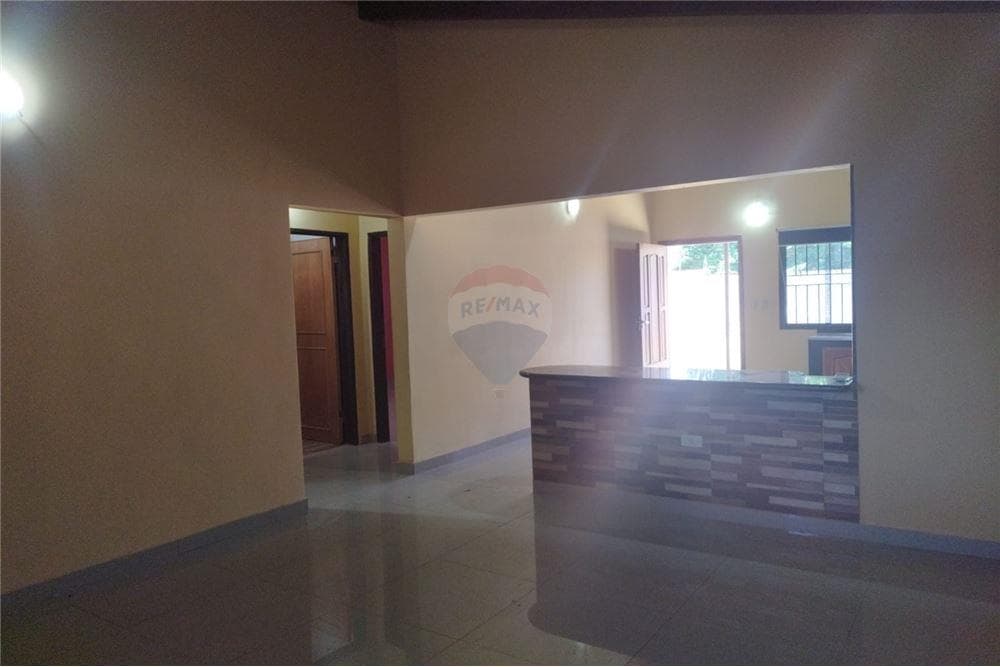 Acogedora vivienda en venta en Ñemby, foto 2