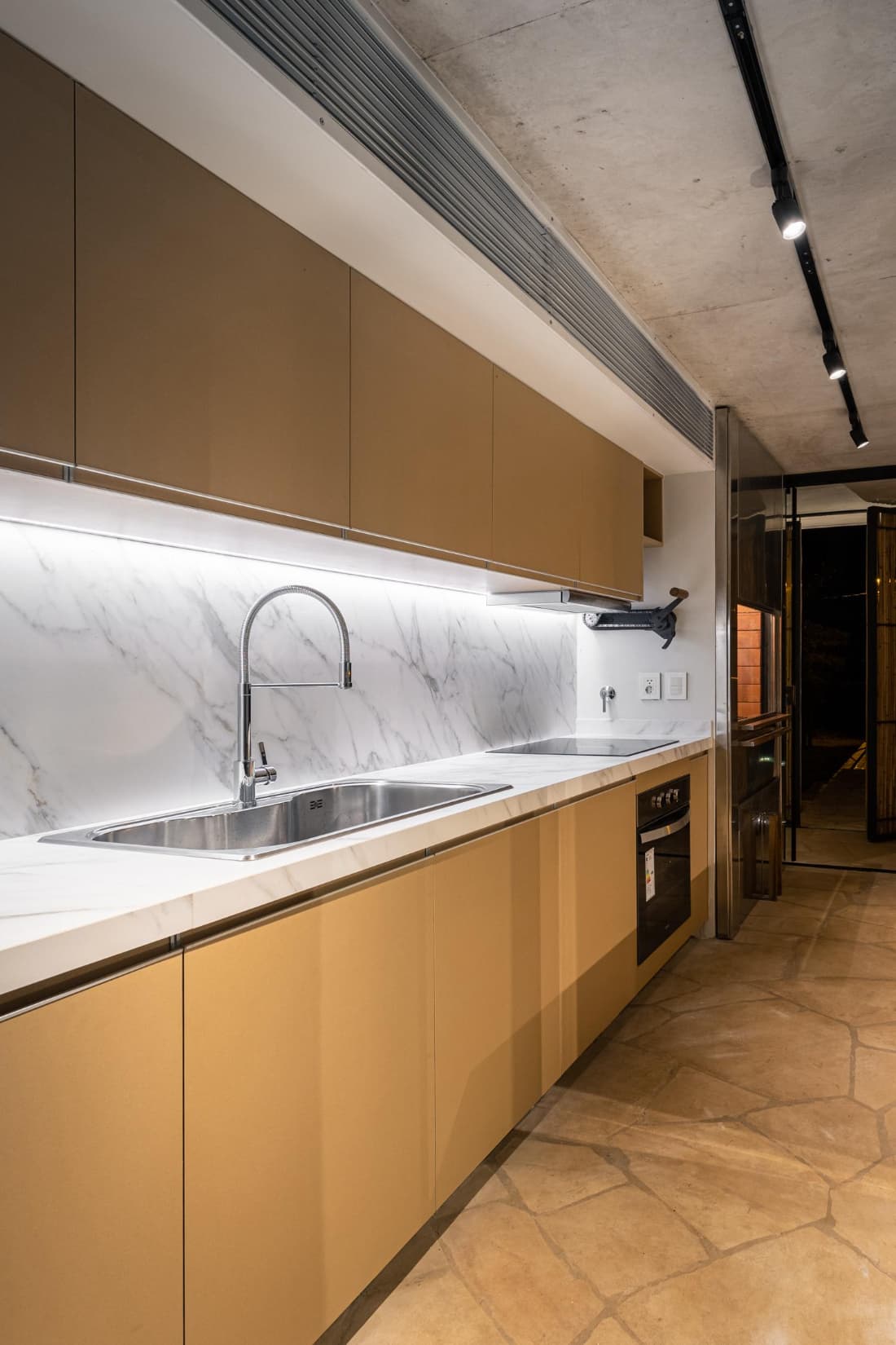 Residencia de diseño en ciervo cua - San Bernardino 3000m2, foto 3