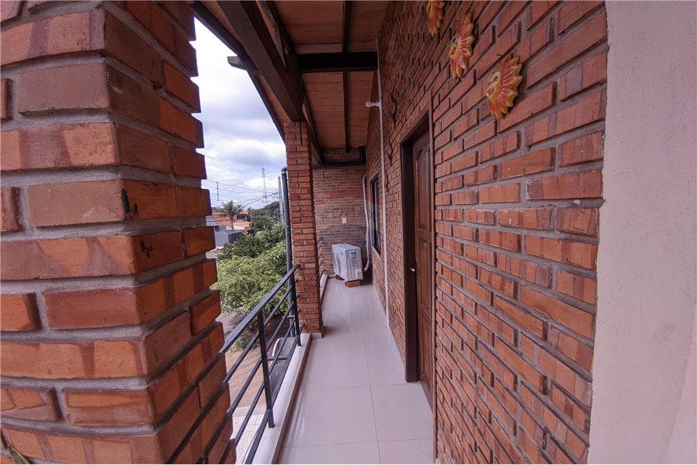 Venda Casa con Salón Comercial en Villa Elisa — foto 5