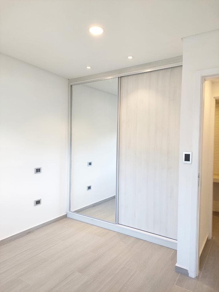 Avd. Santísima Trinidad En Venta Departamento De 1 Dormitorio — foto 3
