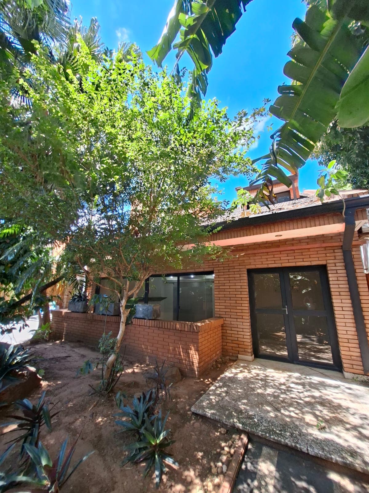 Casa En Venta, Residencia A Remodelar, Barrio Mcal. Estigarribia — foto 2
