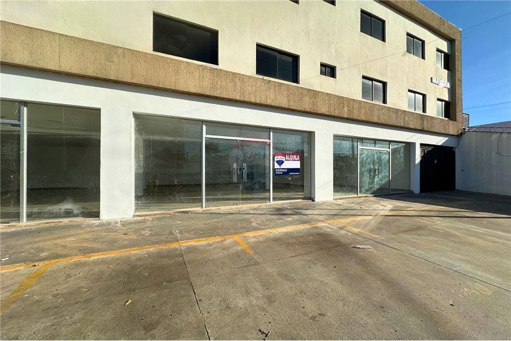 Amplio salon sobre avenida artigas 189 m2, foto 3