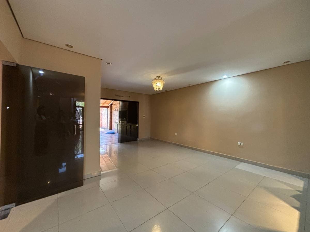 Casa con piscina de 4 habitaciones zona cit - Luque, foto 4
