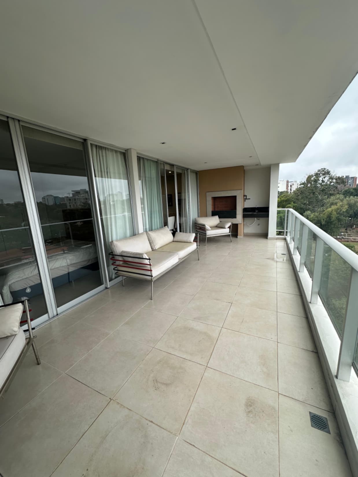Hermoso Departamento con 3 suites Totalmente Amoblado, foto 2