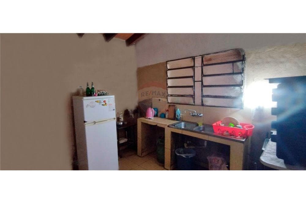 De terreno con casa a refaccionar, foto 4