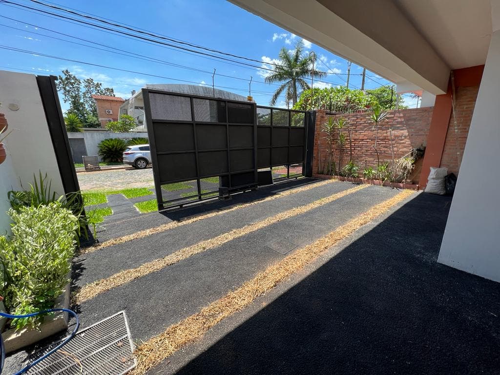 Duplex en venta en el barrio Villa Aurelia, zona Municipalidad