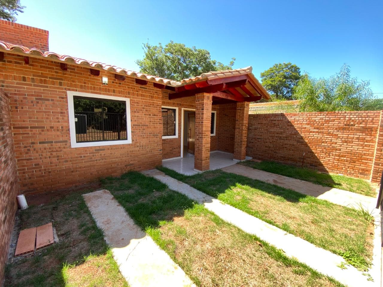 Ñemby, zona hipermercado luisito, en venta dúplex a estrenar