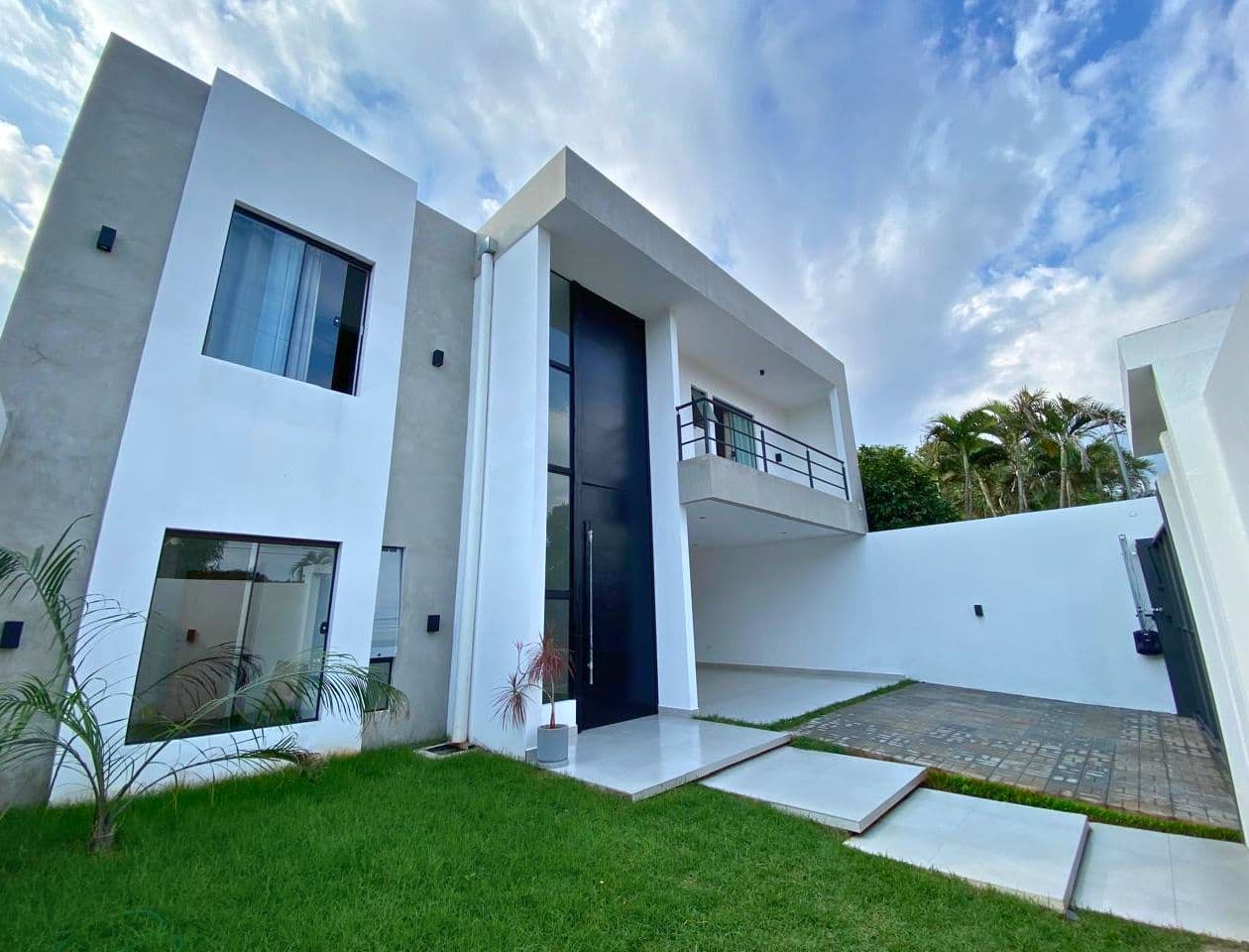 Residencia de 5 habitaciónes con Piscina en Luque Primer Barrio, foto 4