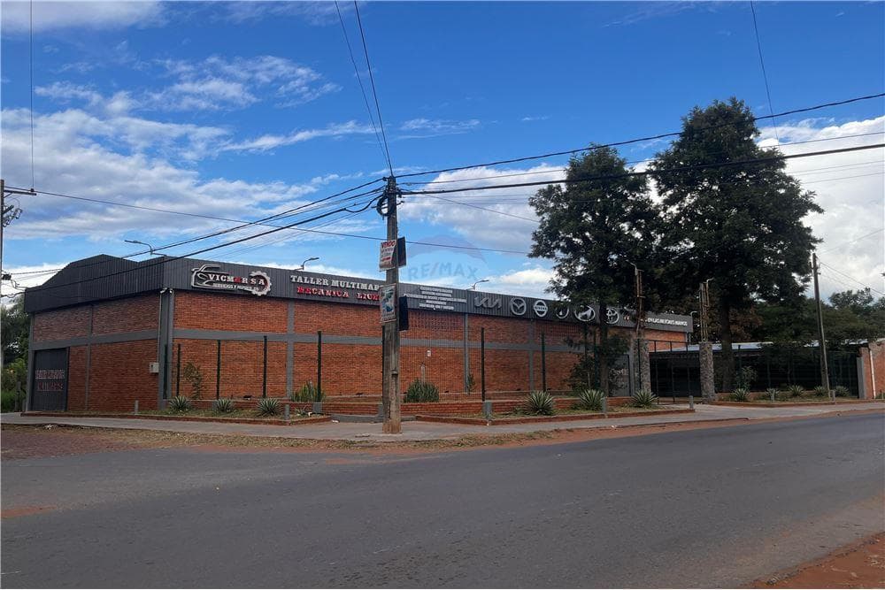 Alquilo moderno y espacioso tinglado c/ oficinas