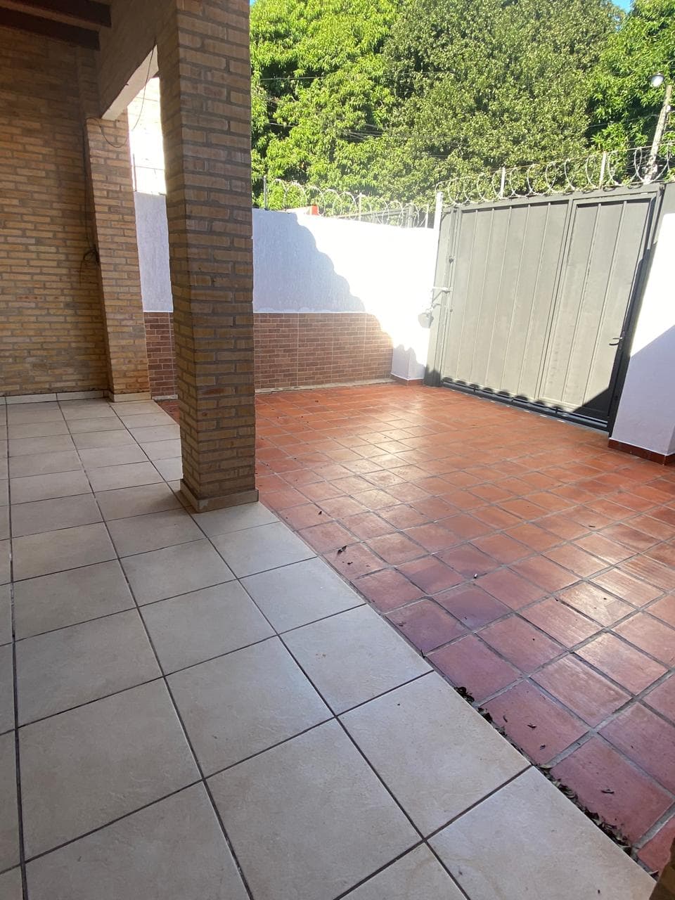 Amplia casa en lambare, foto 3