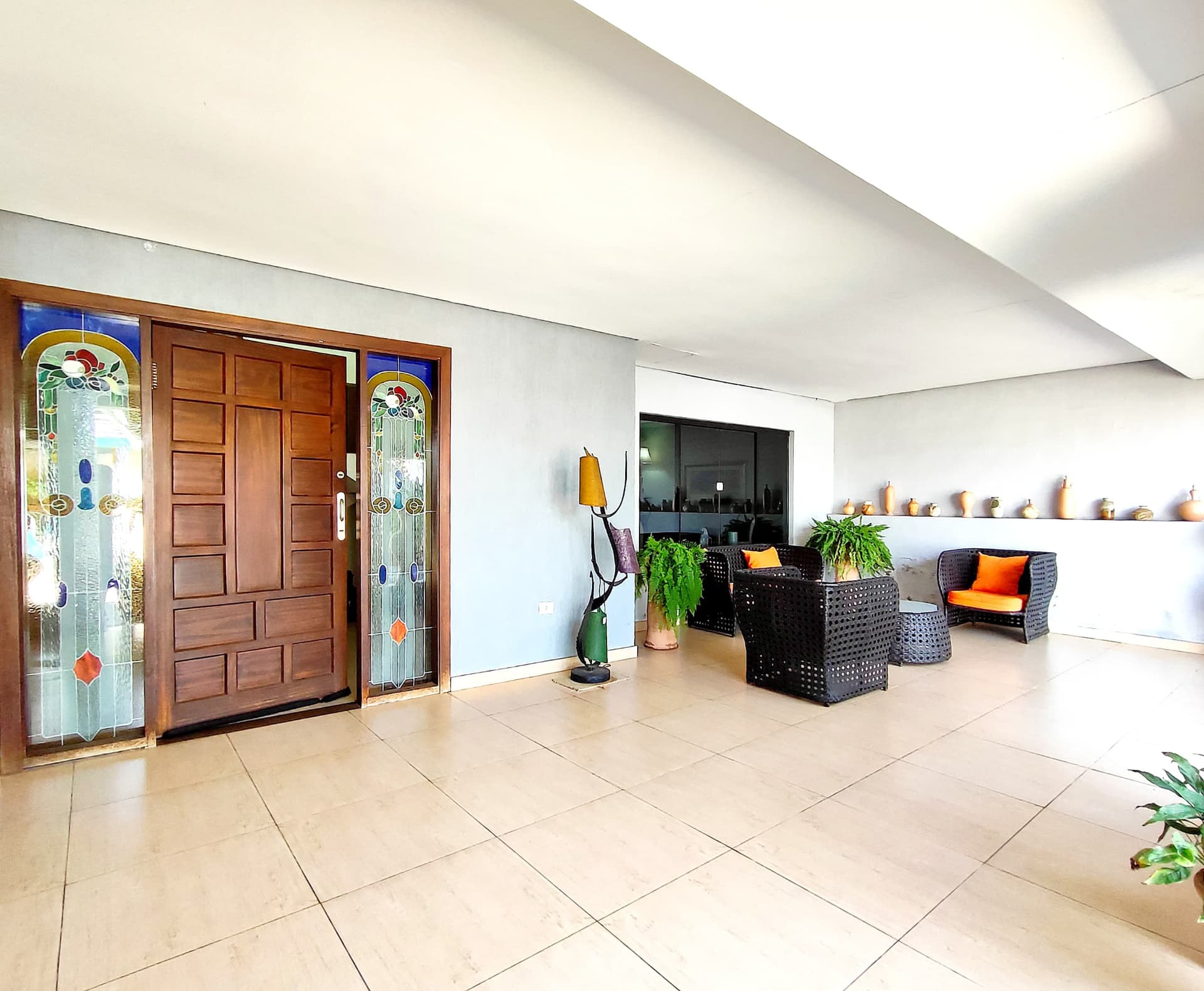 Casa De 4 Hab. En Suite Con Piscina. Bo. Santa Lucia, Lambare, foto 3
