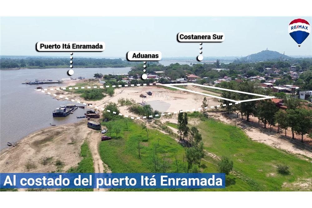 Imponente arenera en funcionamiento, Asunción, foto 1