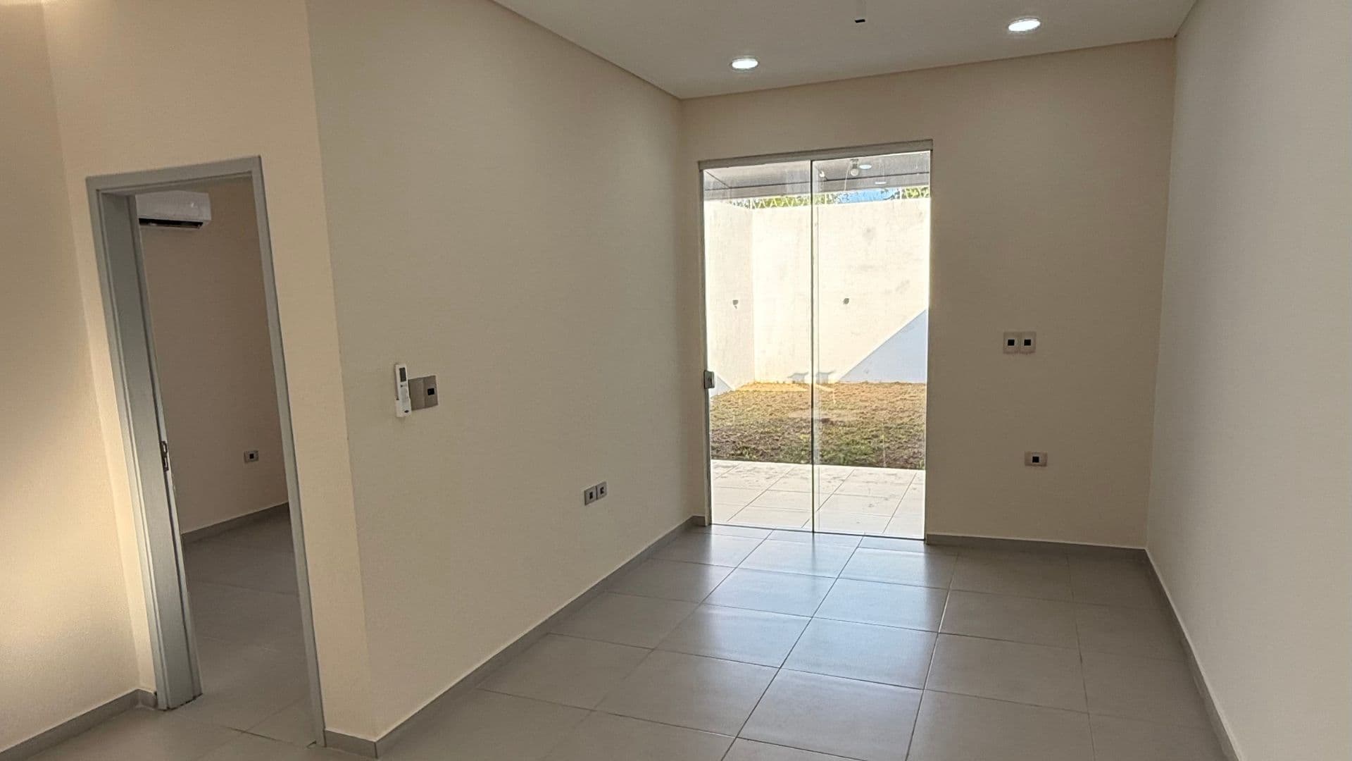 Duplex a estrenar en venta en Luque — foto 4