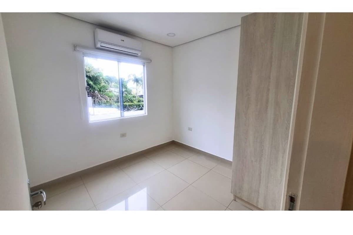 Dúplex-Alquiler- Laguna Grande, Fernando de la Mora, Central, foto 5
