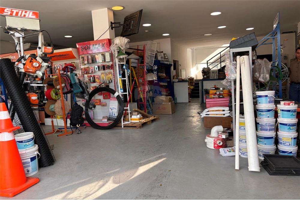 Local comercial Luque tercer barrio — foto 4
