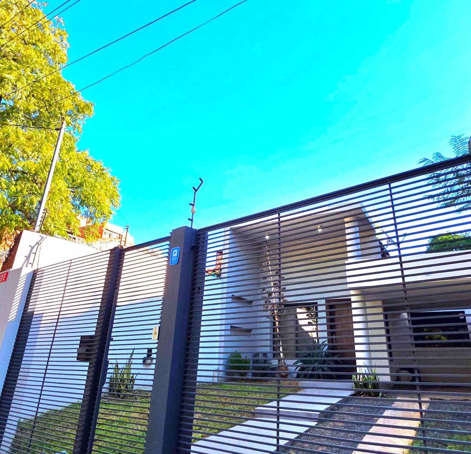 En Venta Dúplex En Las Mercedes Usd 220.000. Sobre La Av. Gral. Santos, foto 5