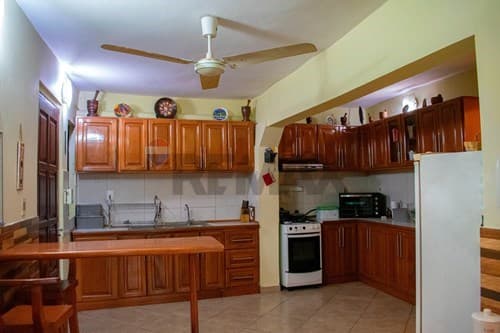 Vendo casa en lambare barrio machio II