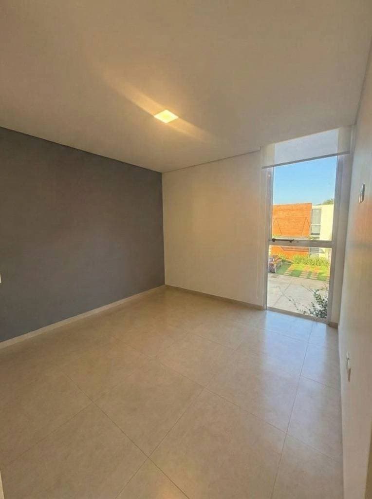 Alquilo Dúplex en Luque de 2 dormitorios en suite