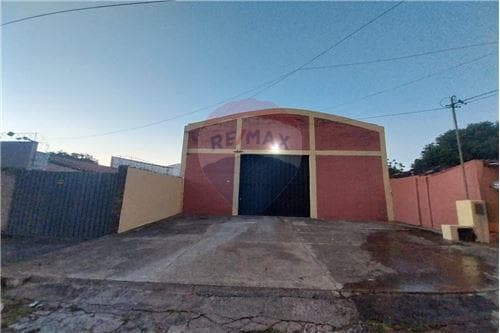 Deposito en Fernando de la Mora, foto 1