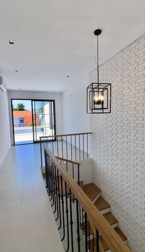 Casa pareada british style a estrenar, cuarto barrio, Luque, foto 4