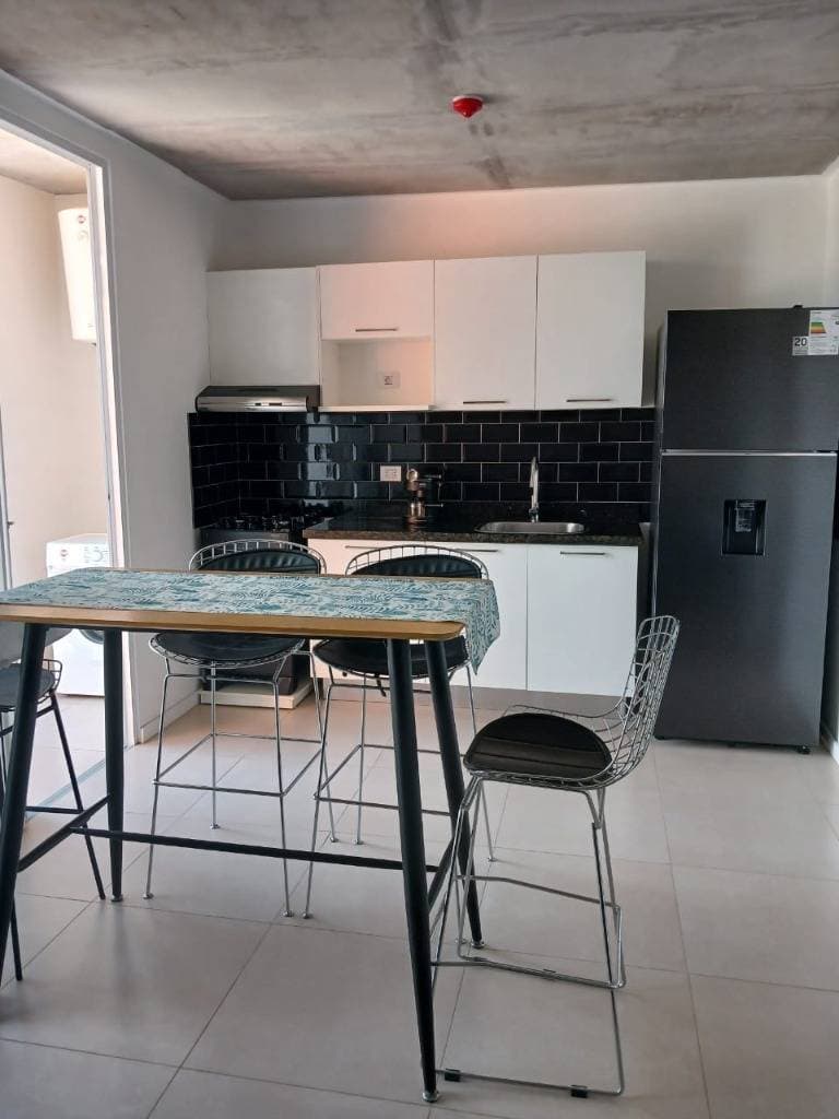 Departamento de 2 habitaciones amoblado en Luque, foto 2