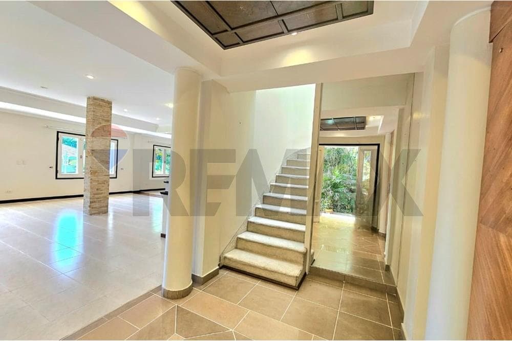 Doble Residencia de Lujo, Yacht y Golf Club, foto 3