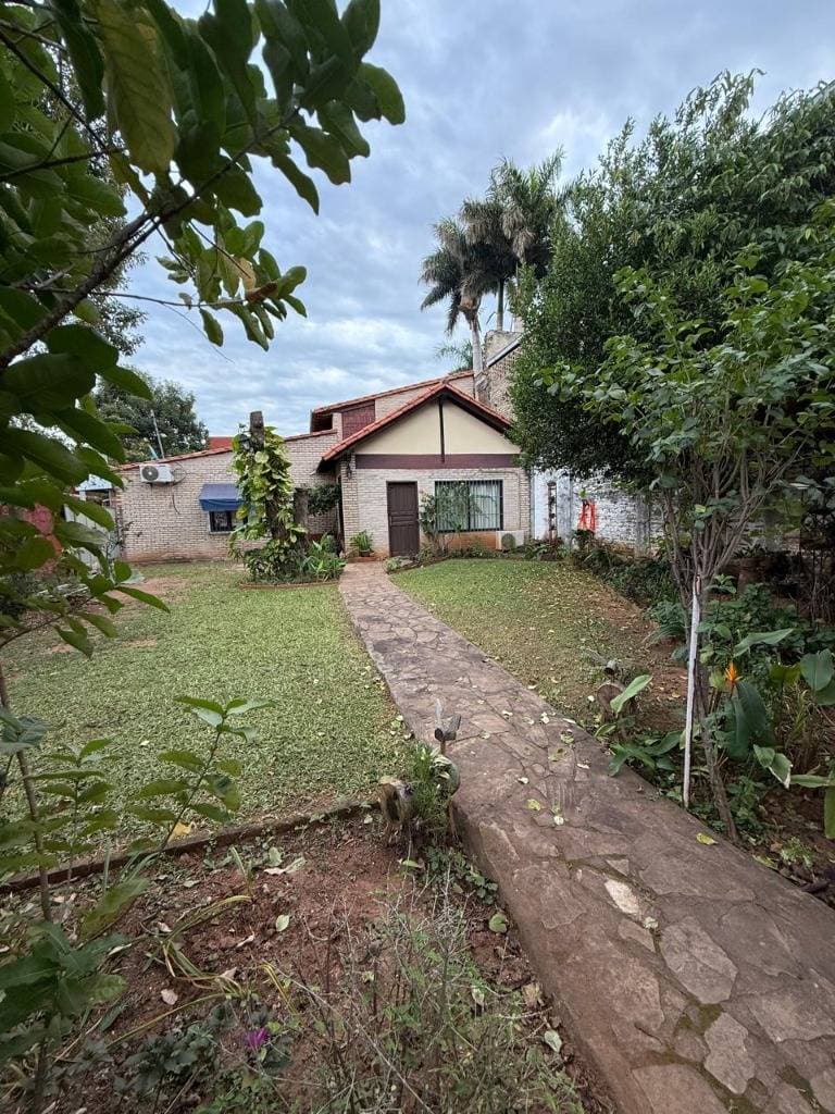 En venta casa en esquina-San Lorenzo, foto 3