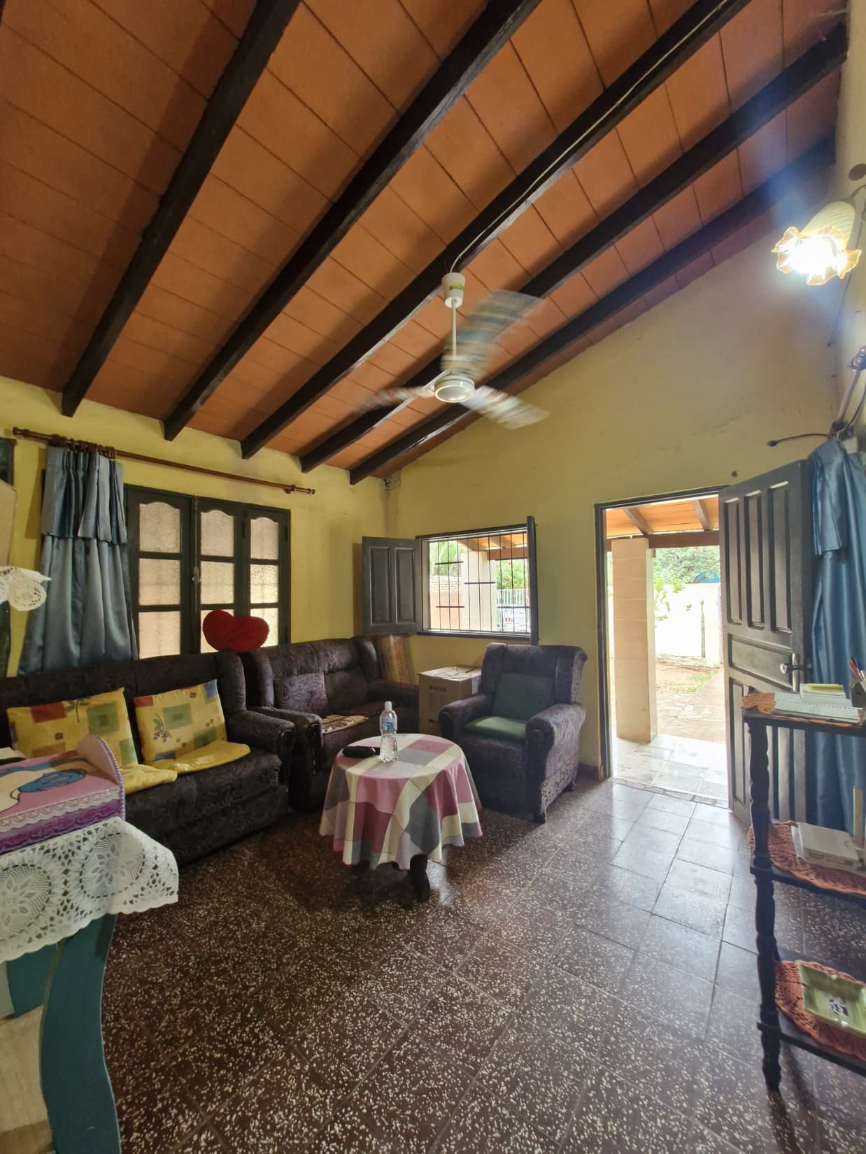 Casa en Lambaré: Excelente ubicación y zona privilegiada, foto 4