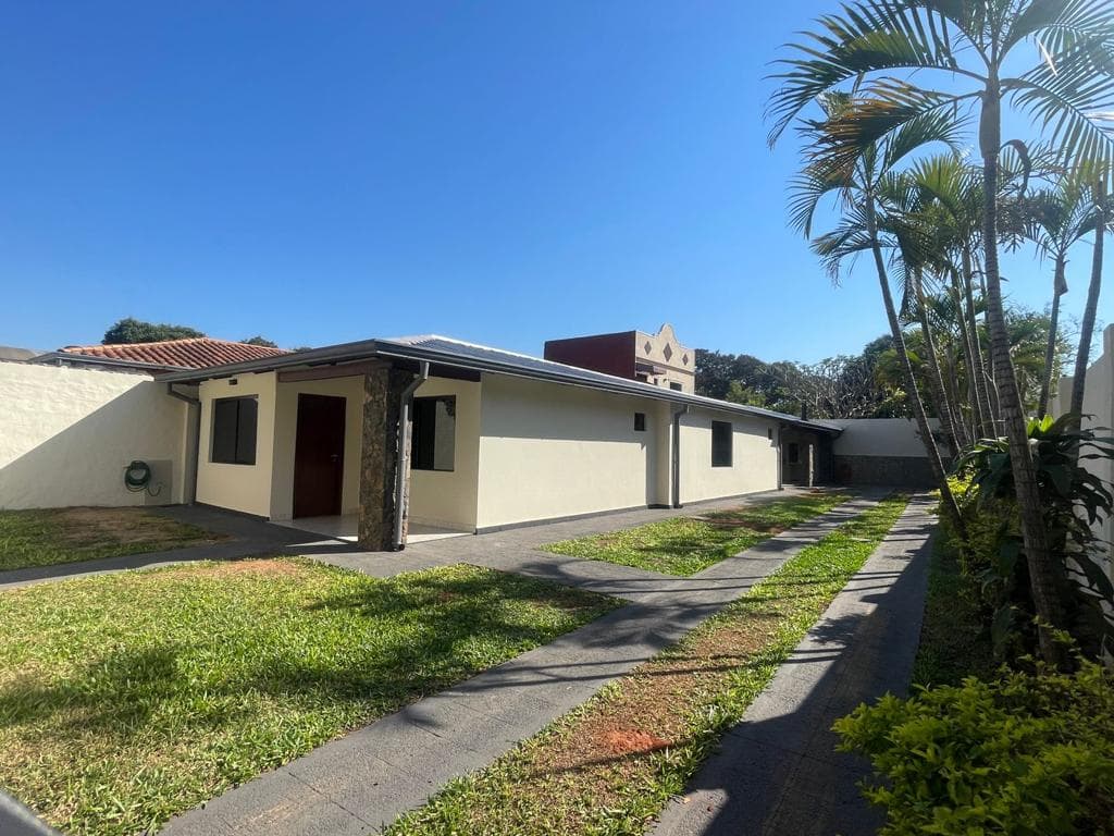 Casa en alquiler zona Luque