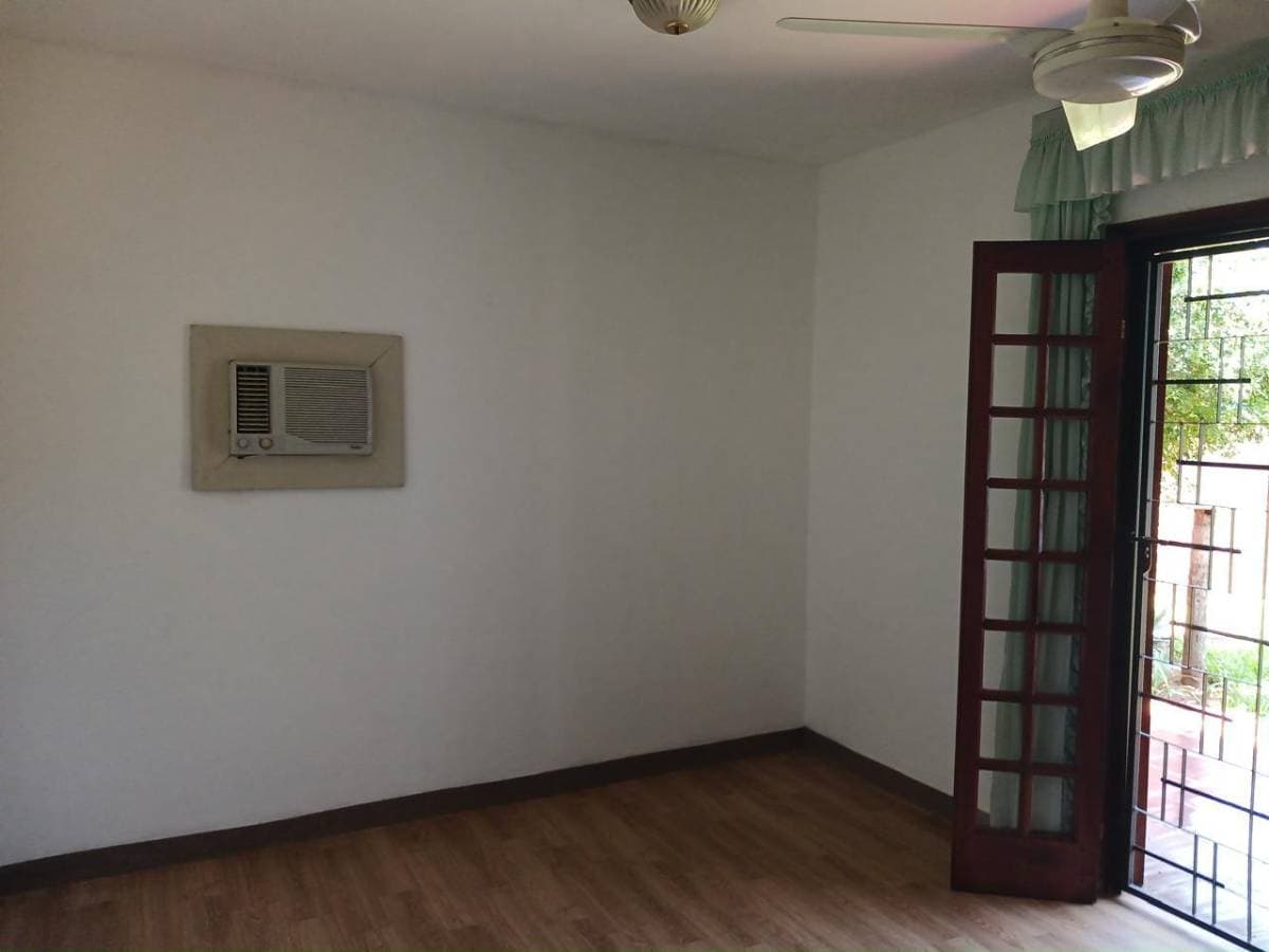 casa en zona Las Lomas Padel. Sobre Rio Ypane casi Genaro Romero, foto 5