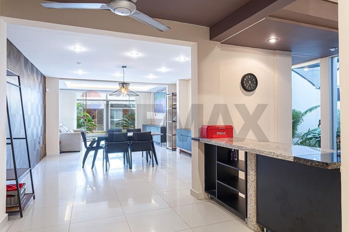 Residencia en asunciòn barrio villa aurelia, foto 4